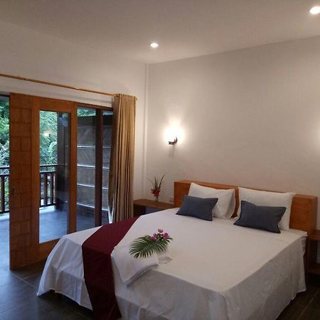 ギリ・トラワンガン Dili Gili Bed & Breakfast エクステリア 写真