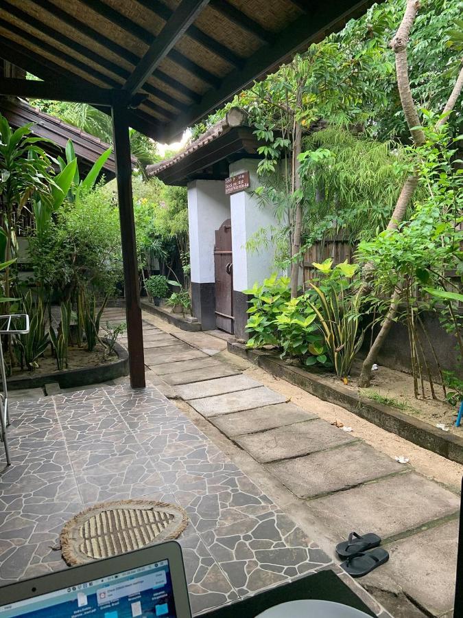 ギリ・トラワンガン Dili Gili Bed & Breakfast エクステリア 写真