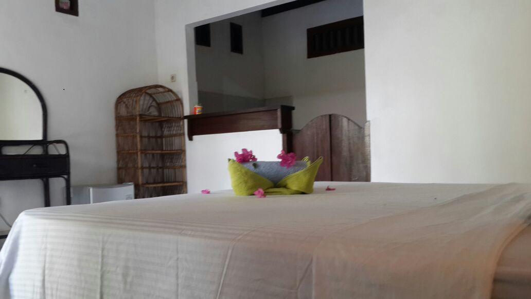 ギリ・トラワンガン Dili Gili Bed & Breakfast エクステリア 写真